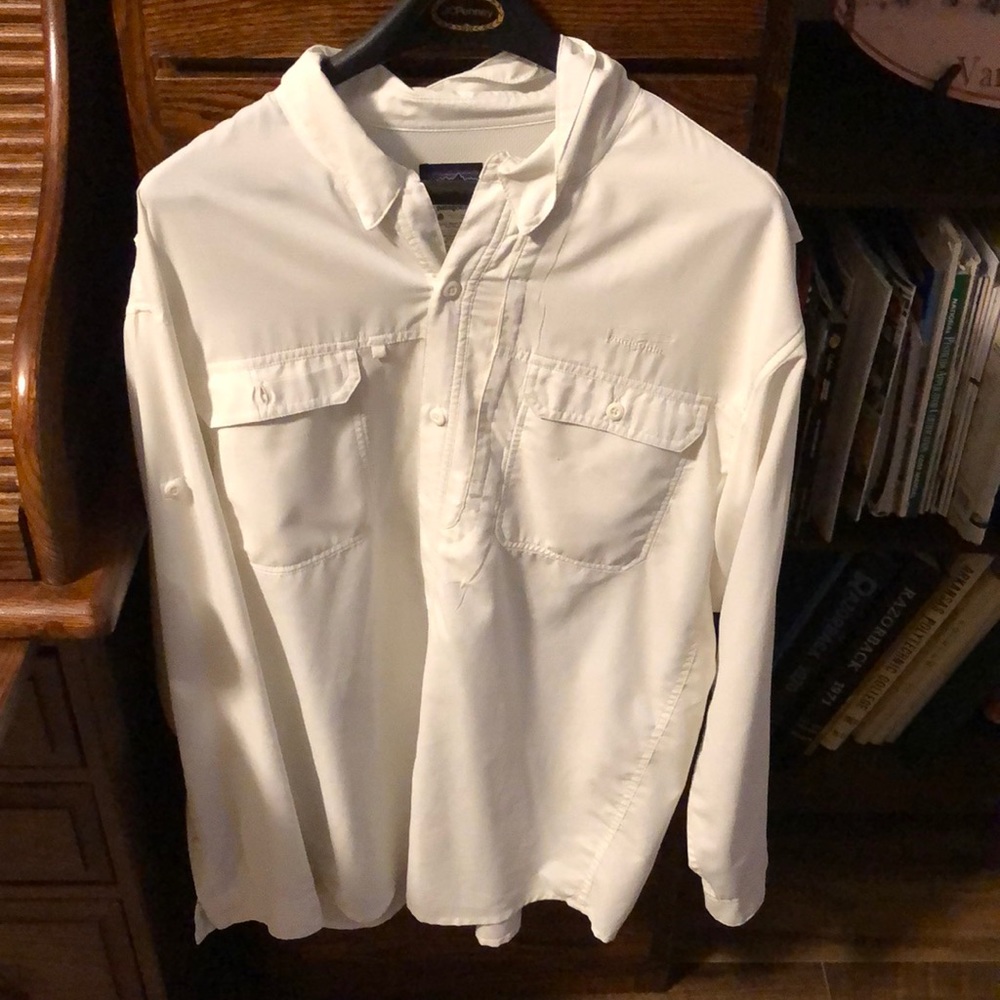 Patagonia vented fishing shirt. Never worn. No flaws.